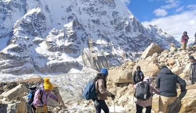 कञ्चनजङ्घा क्षेत्रमा पर्यटकको सङ्ख्या वृद्धि हुँदा होटल व्यवसाय चलायमान Image