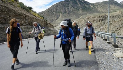 173,000 Tourists Enter Mustang in Two Months Image